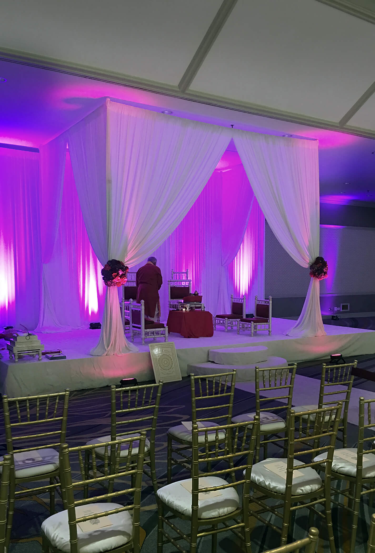 Chuppah for Wedding in Chicago - YJDecorating | YJ Decorating